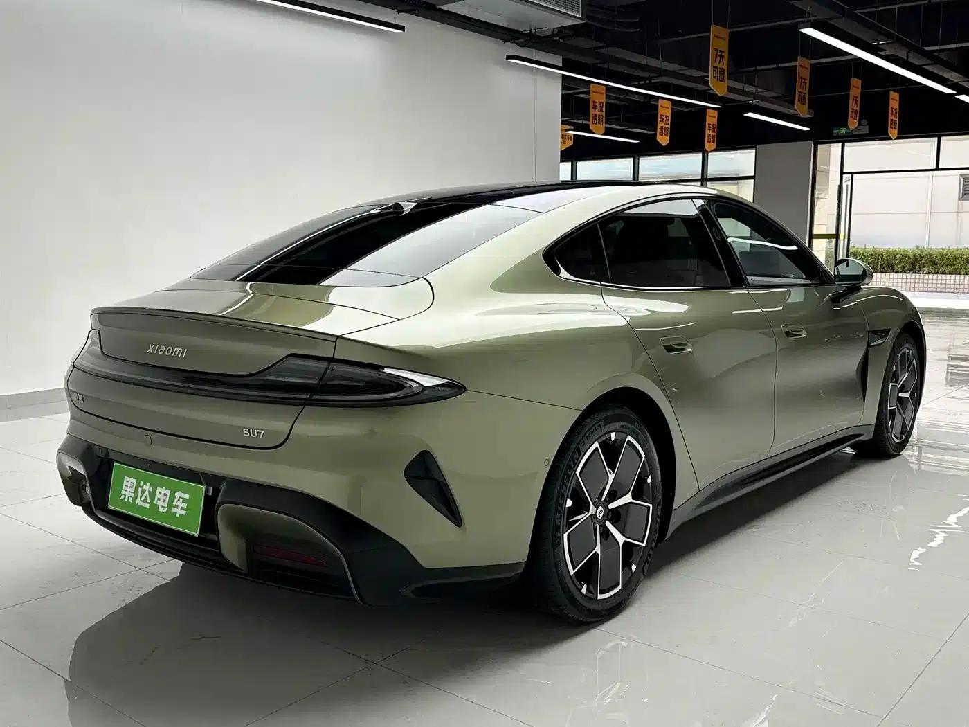 Xiaomi SU7 2024 Rear-Wheel Drive Long-Range Smart Driving Edition — миниатюра 8