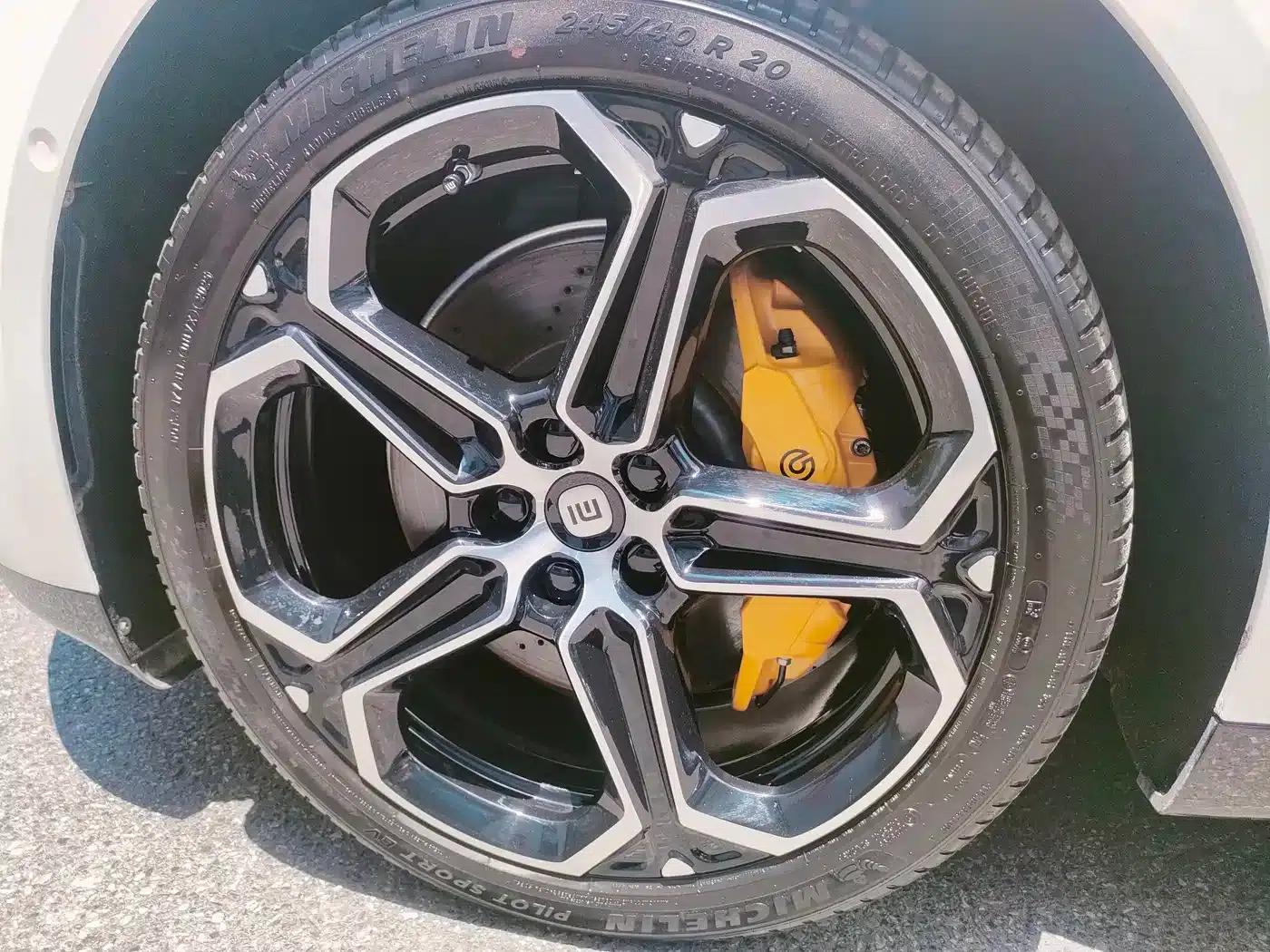 Xiaomi SU7 2024 Rear-Wheel Drive Long Range Advanced Intelligent Driving Pro Edition — миниатюра 11