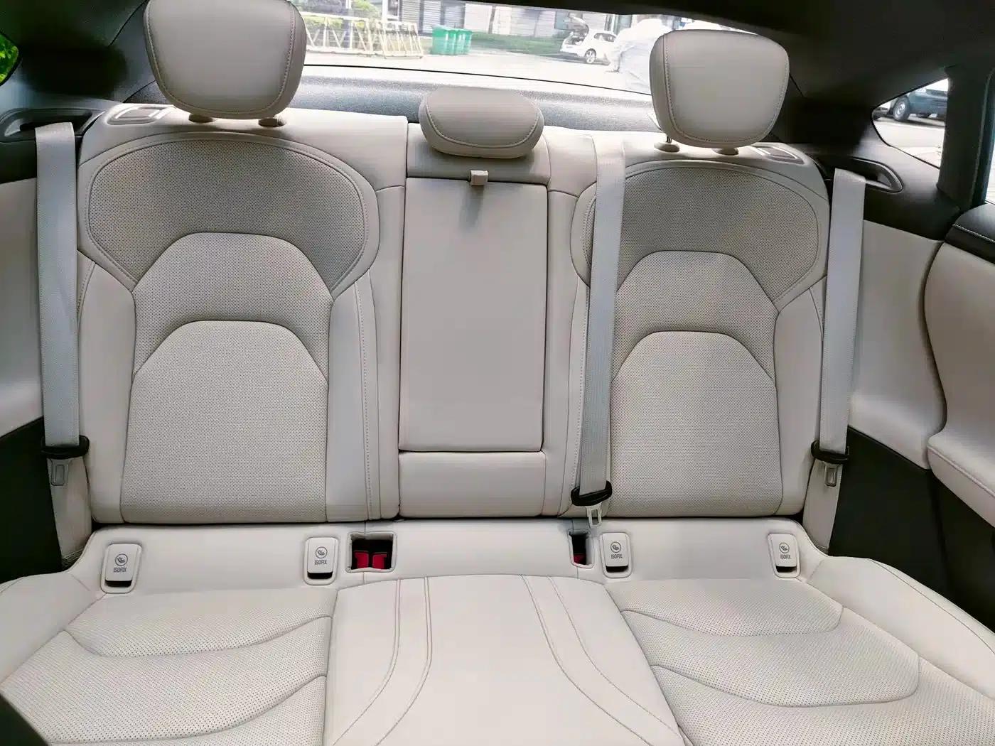 Xiaomi SU7 2024 Rear-Wheel Drive Long Range Advanced Intelligent Driving Pro Edition — миниатюра 27