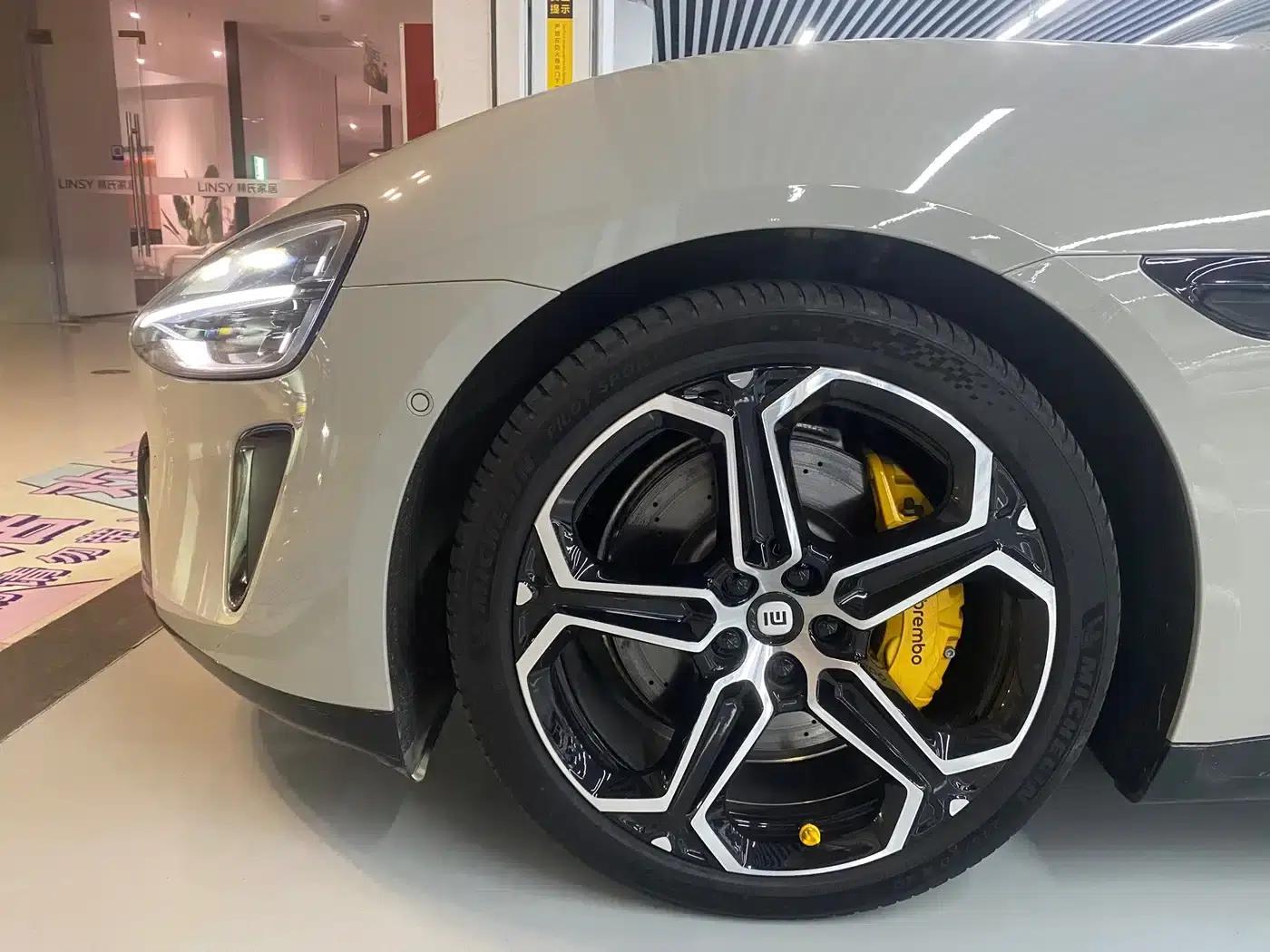 Xiaomi SU7 2024 All-Wheel Drive Long Range High-End Intelligent Driving Max Edition — миниатюра 7