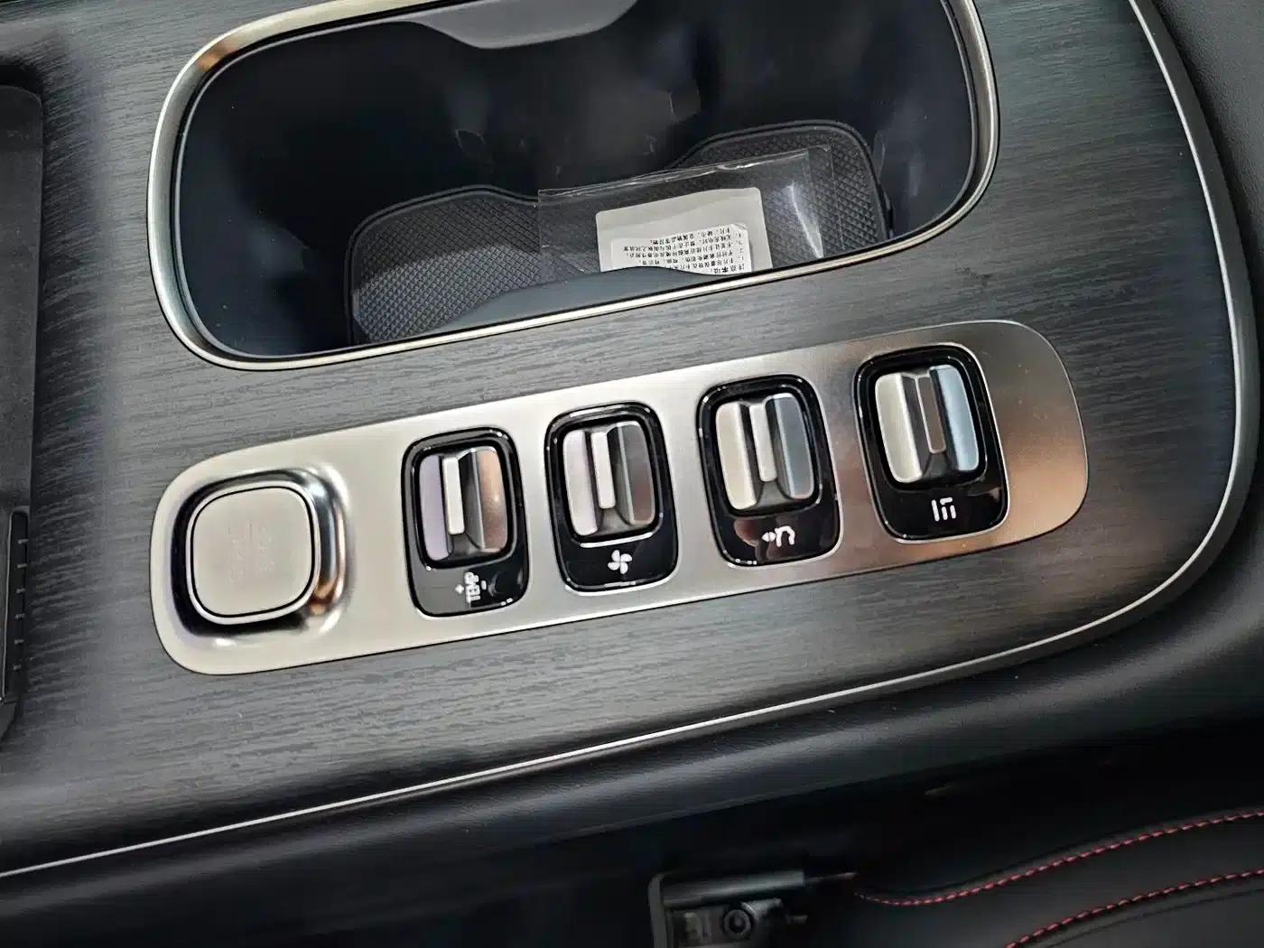 Xiaomi SU7 2024 Rear-Wheel Drive Long Range Advanced Intelligent Driving Pro Edition — миниатюра 9