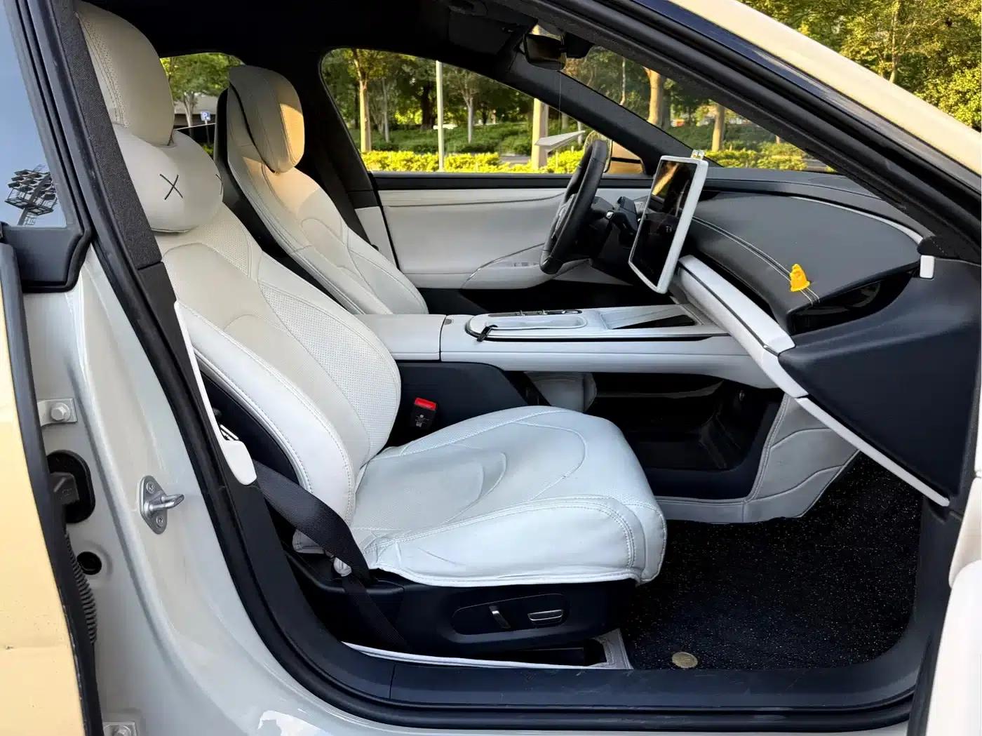 Xiaomi SU7 2024 Rear-Wheel Drive Long-Range Smart Driving Edition — миниатюра 21