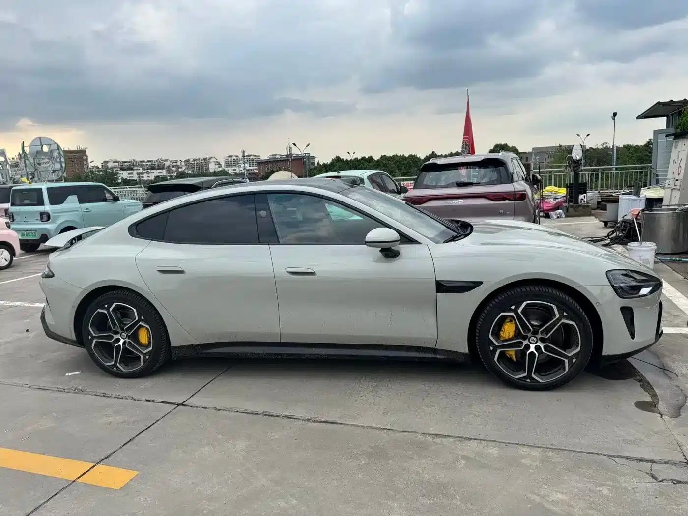 Xiaomi SU7 2024 Rear-Wheel Drive Long Range Advanced Intelligent Driving Pro Edition — миниатюра 9