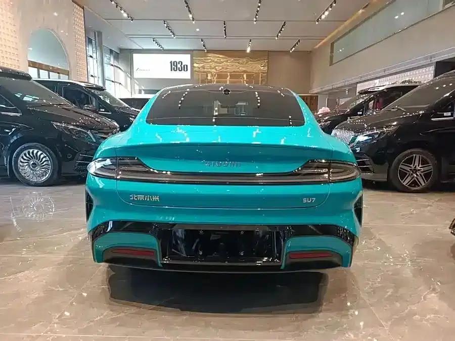 Xiaomi SU7 2024 Rear-Wheel Drive Long-Range Smart Driving Edition — миниатюра 8