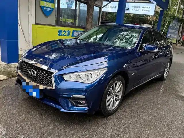 Infiniti Q50L 2018 2.0T Comfort Edition (China VI Emission Standard)