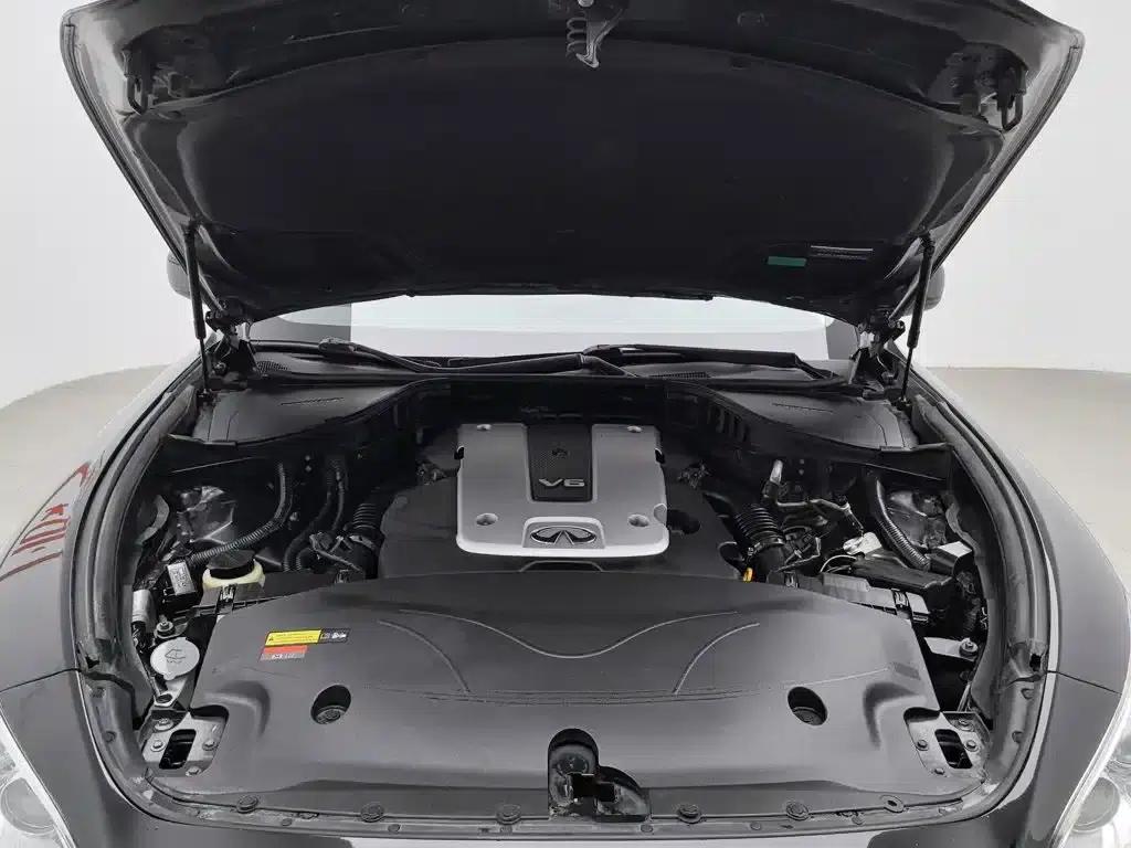 Infiniti Q70 2013 Q70L 2.5L Comfort Edition — миниатюра 6