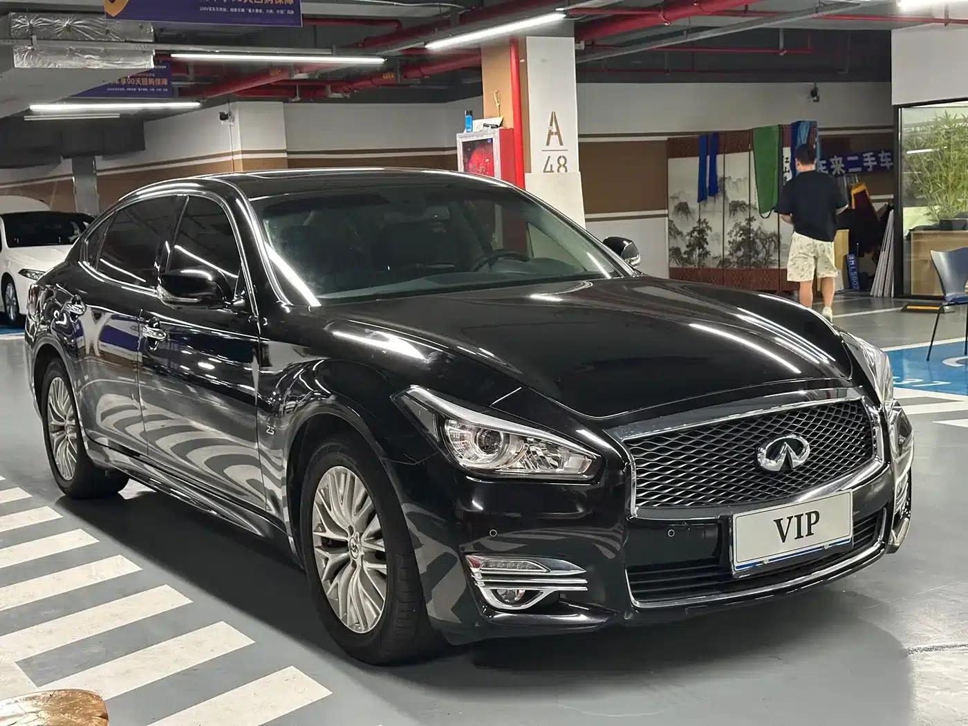 Infiniti Q70 2017 Q70L 2.5L Enjoy Edition — миниатюра 3