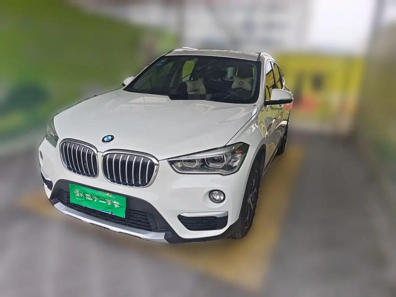 BMW X1 2019 sDrive18Li Premium Edition — миниатюра 1