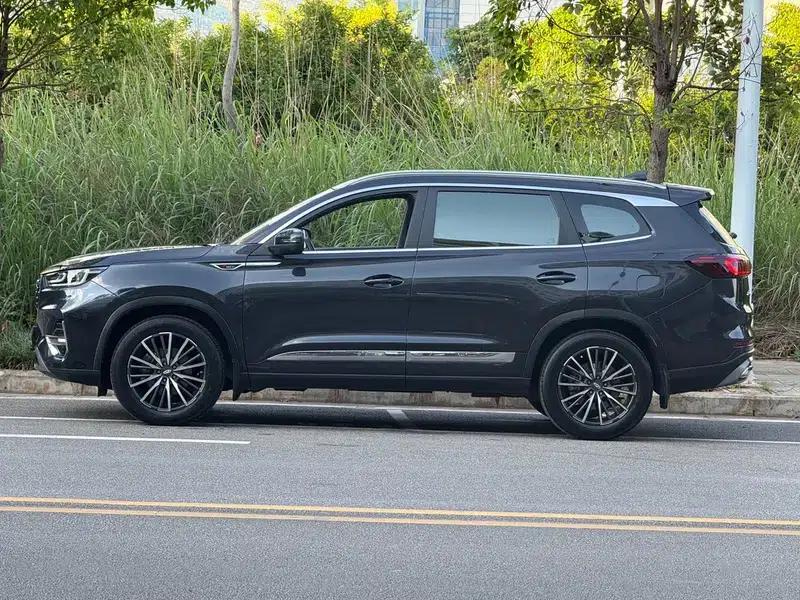 Chery Tiggo 8 PLUS 2022 290TGDI DCT Luxury Edition+ — миниатюра 4