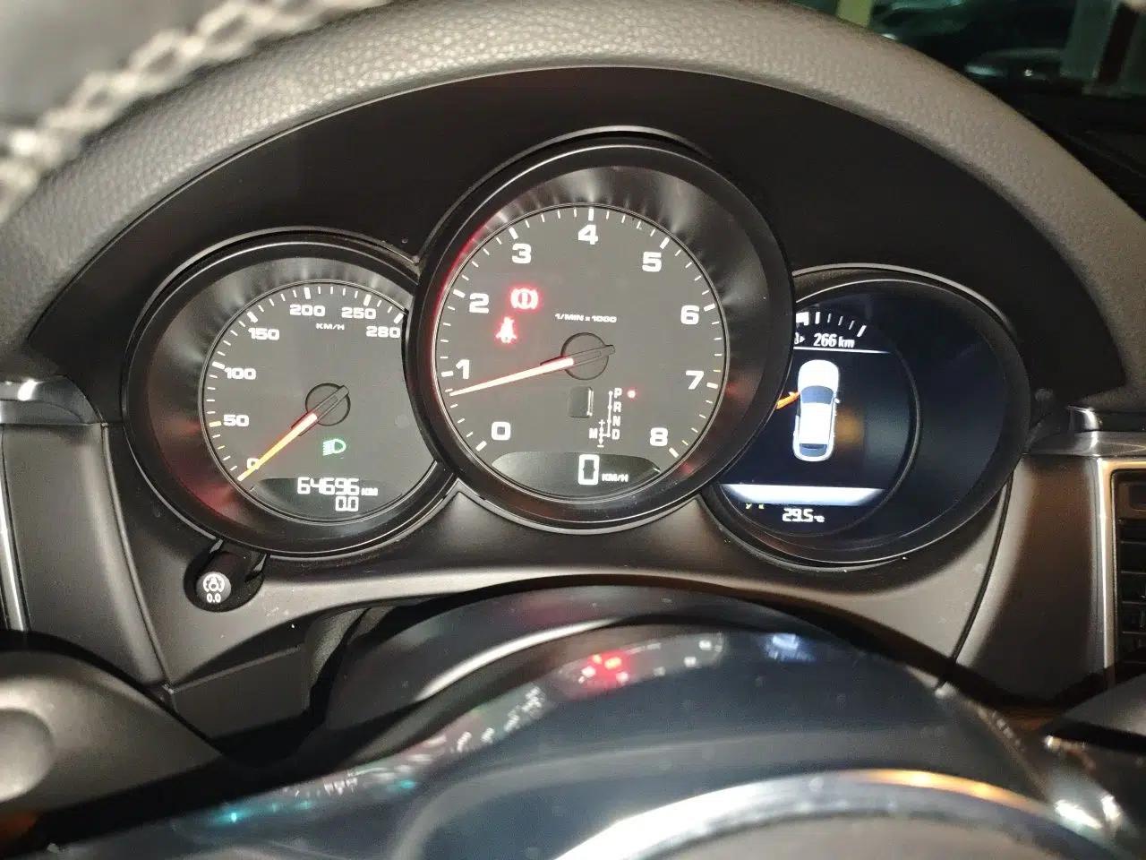 Porsche Macan 2014 Macan 2.0T — миниатюра 11