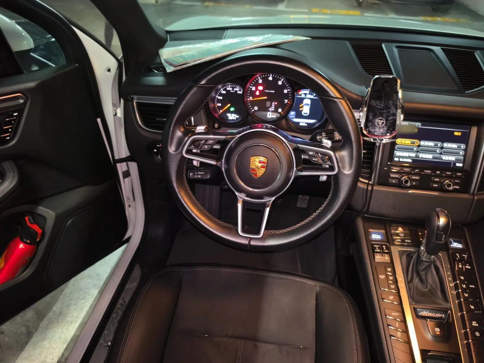 Porsche Macan 2014 Macan 2.0T — миниатюра 10