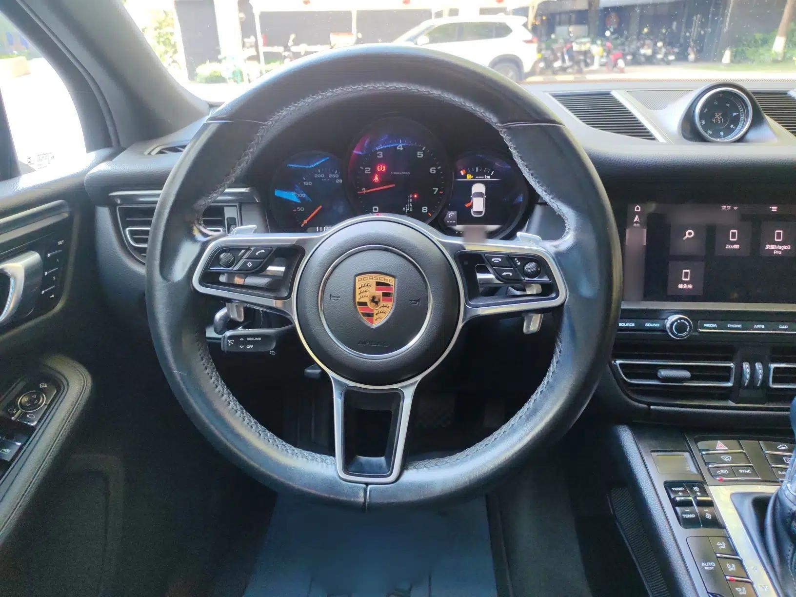 Porsche Macan 2018 Macan 2.0T — миниатюра 18