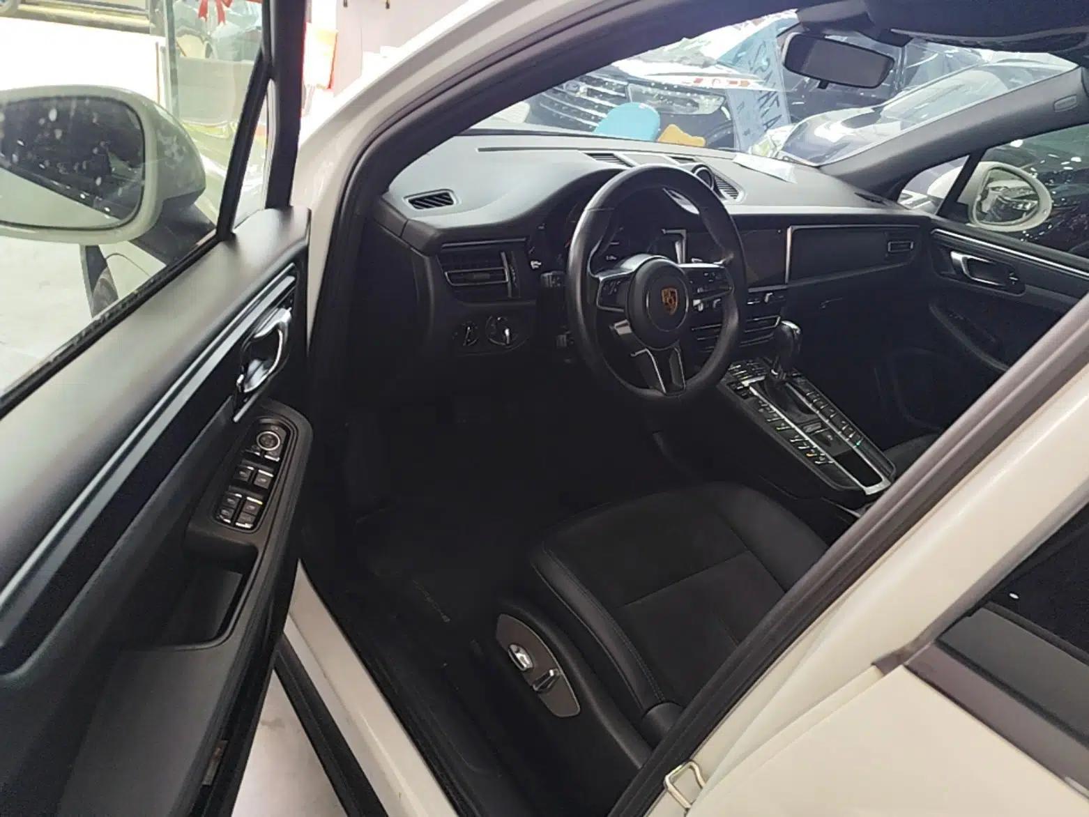 Porsche Macan 2018 Macan 2.0T — миниатюра 24