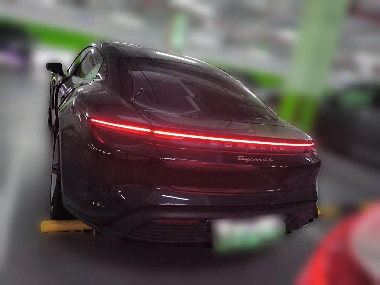 Porsche Taycan 2019 Taycan 4S — миниатюра 5