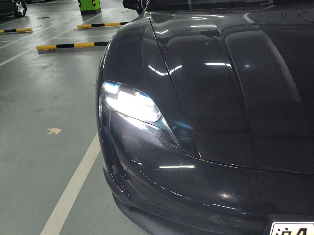 Porsche Taycan 2019 Taycan 4S — миниатюра 7
