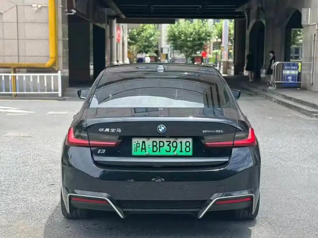 BMW i3 2022 eDrive 35L — миниатюра 4