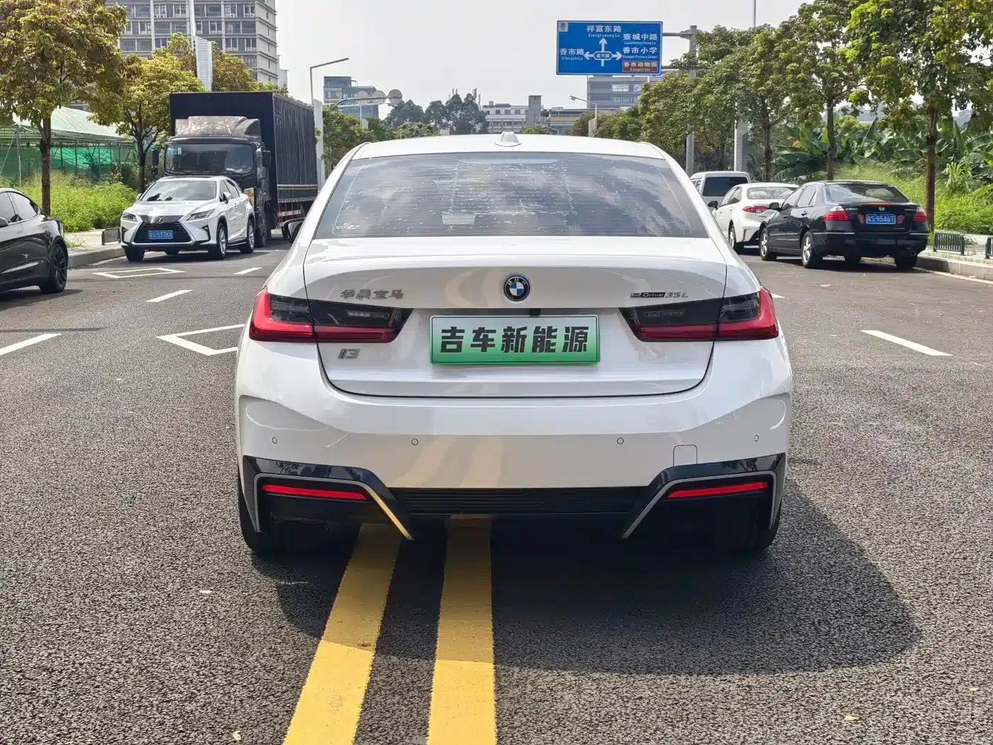 BMW i3 2024 eDrive 35L — миниатюра 15
