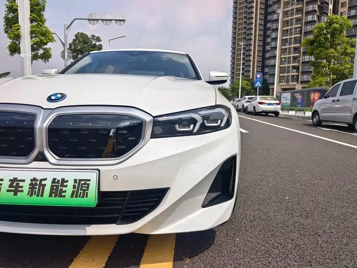 BMW i3 2024 eDrive 35L — миниатюра 5