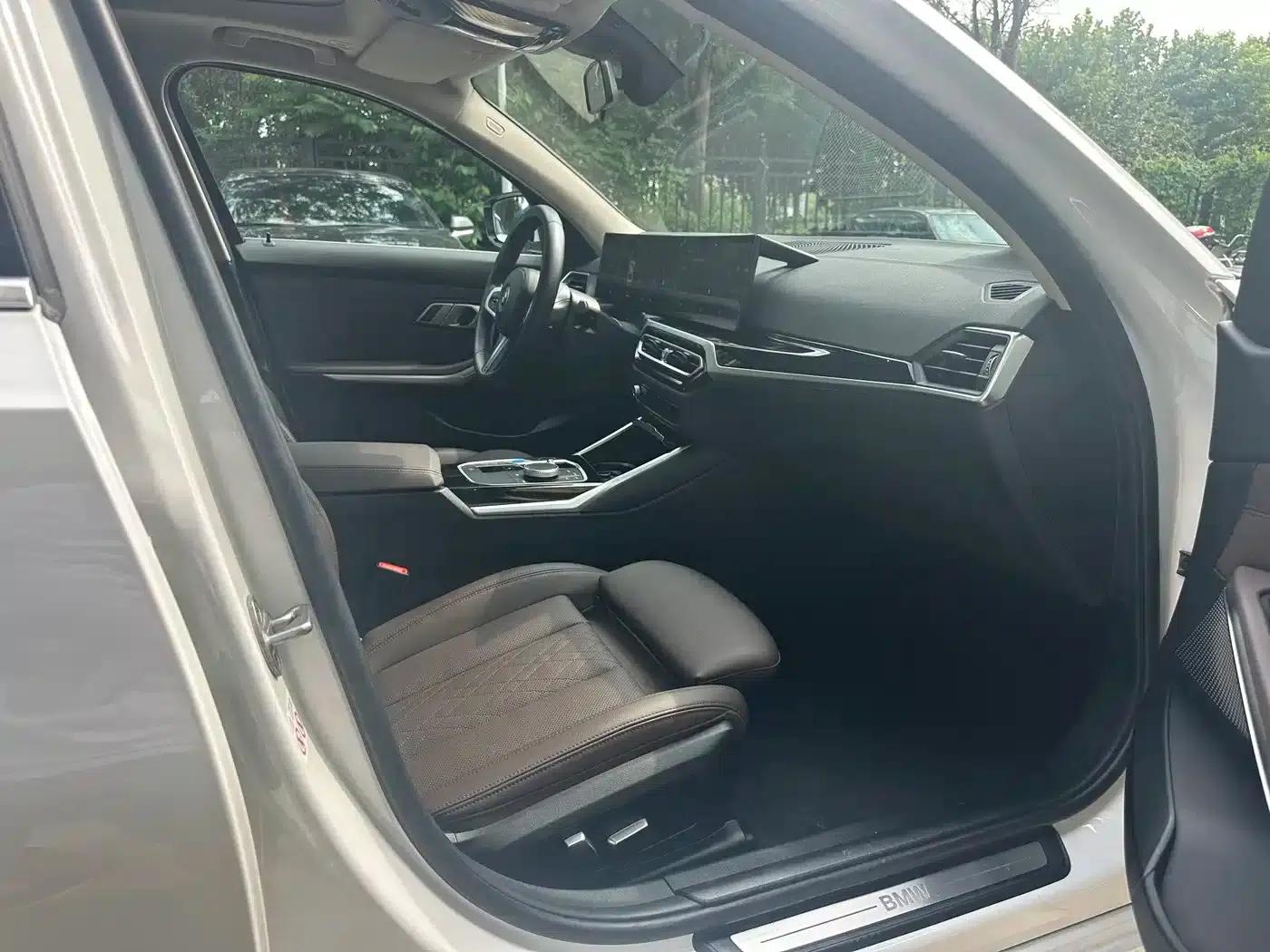 BMW i3 2022 eDrive 35L — миниатюра 5