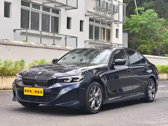 BMW i3 2022 eDrive 35L