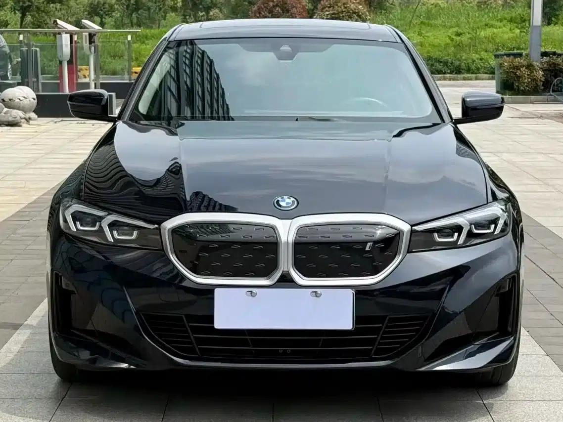 BMW i3 2022 eDrive 35L — миниатюра 2
