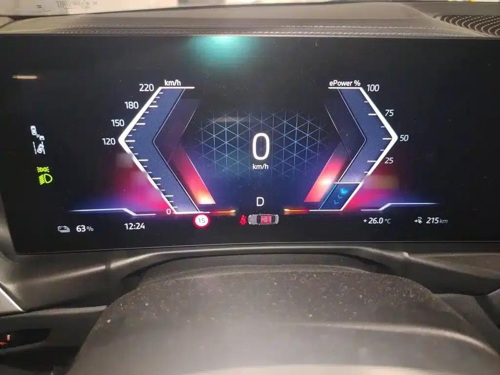 BMW i3 2025 eDrive 35 L — миниатюра 4