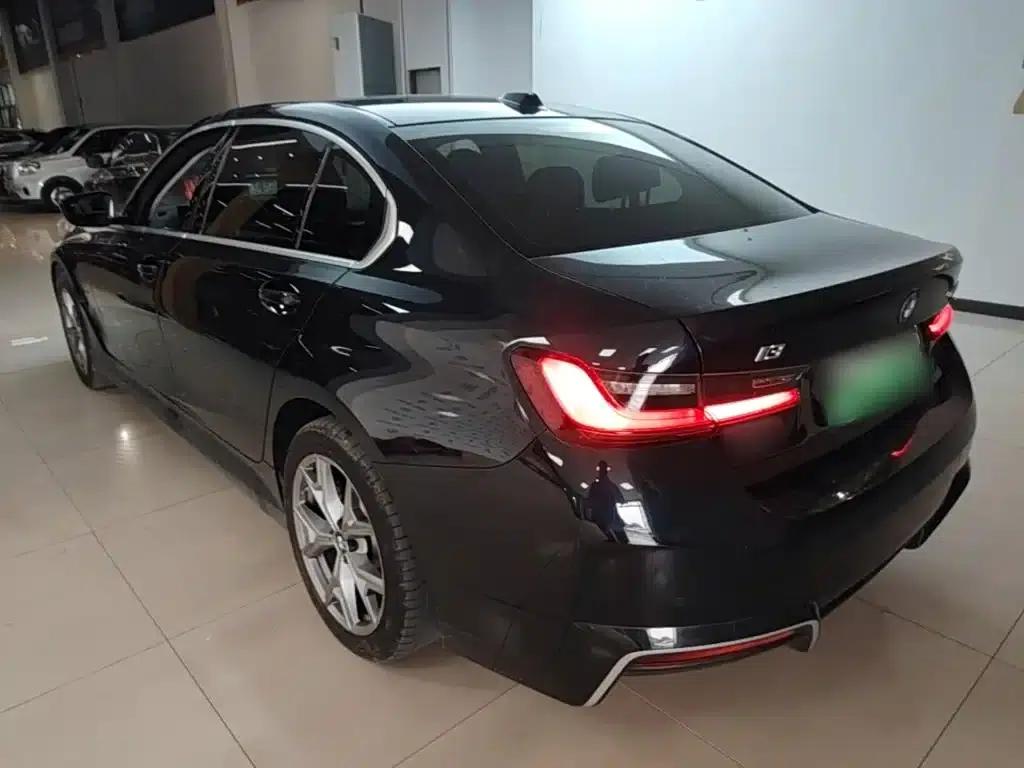 BMW i3 2025 eDrive 35 L — миниатюра 5
