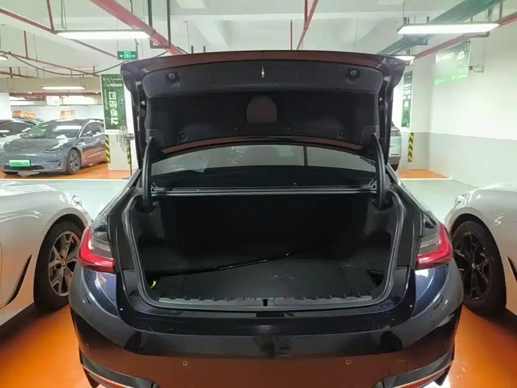 BMW i3 2022 eDrive 35L — миниатюра 19