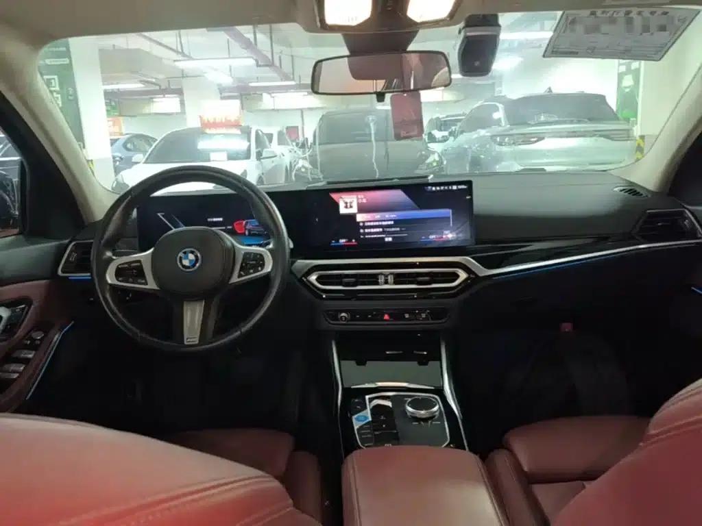 BMW i3 2022 eDrive 35L — миниатюра 10