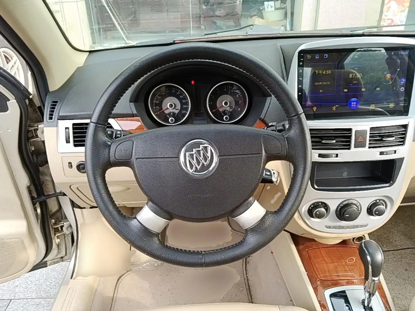 Buick Excelle 2013 1.5L Automatic Luxury Model — миниатюра 13