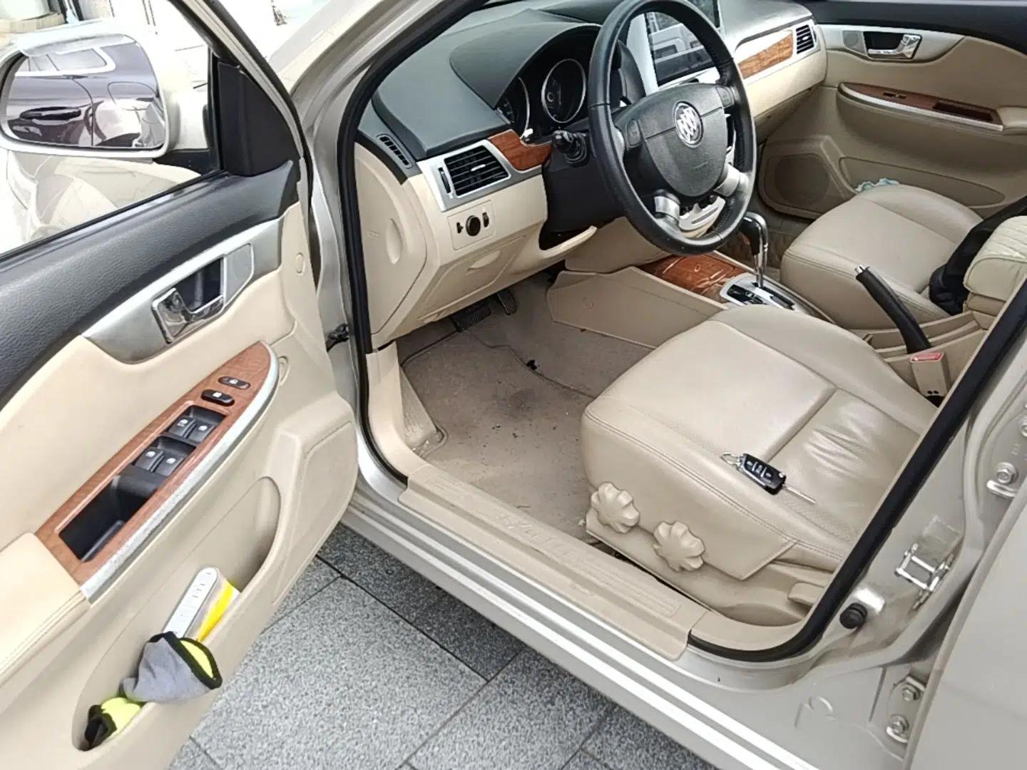 Buick Excelle 2013 1.5L Automatic Luxury Model — миниатюра 18