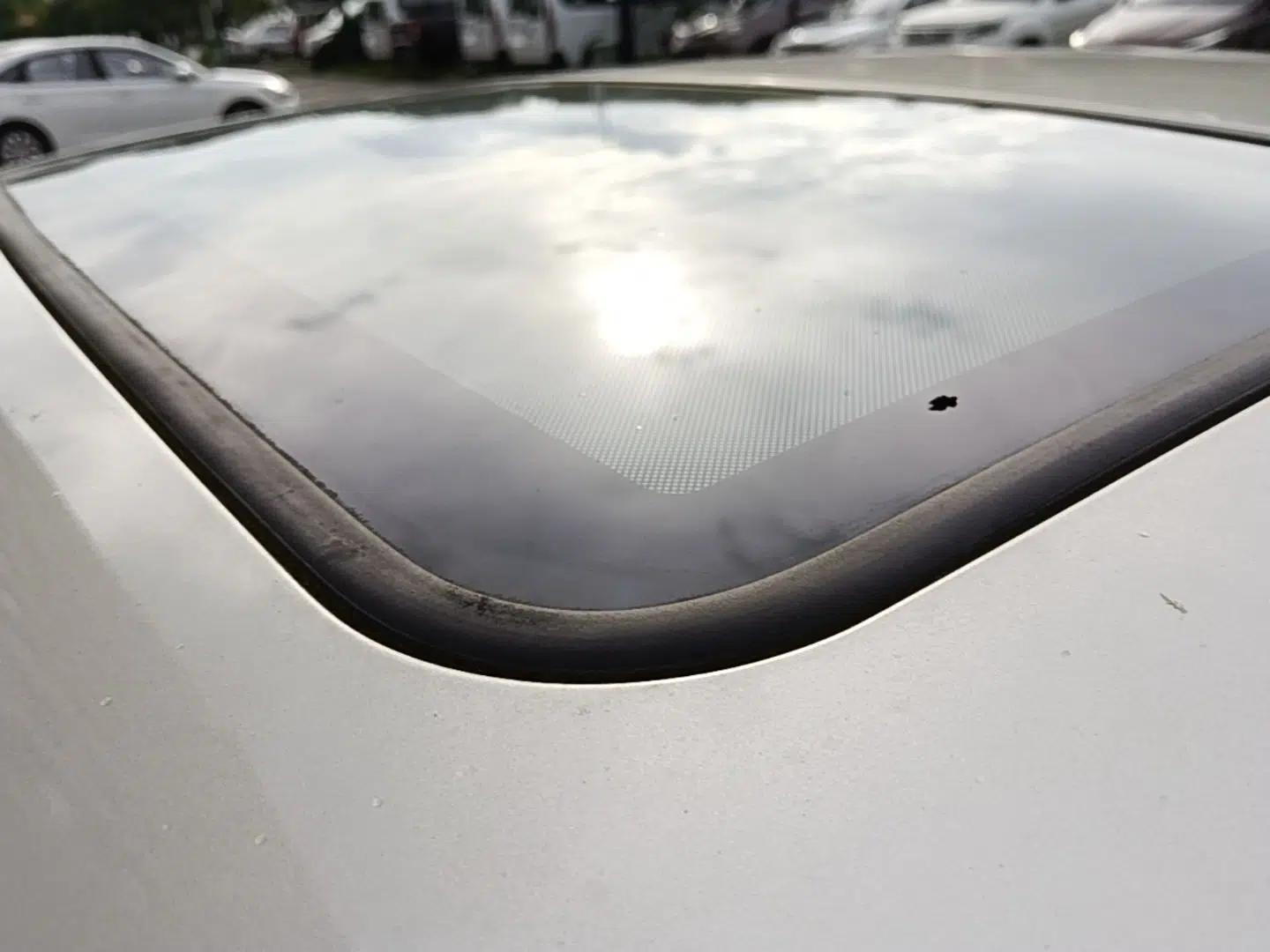 Buick Excelle 2013 1.5L Automatic Luxury Model — миниатюра 7