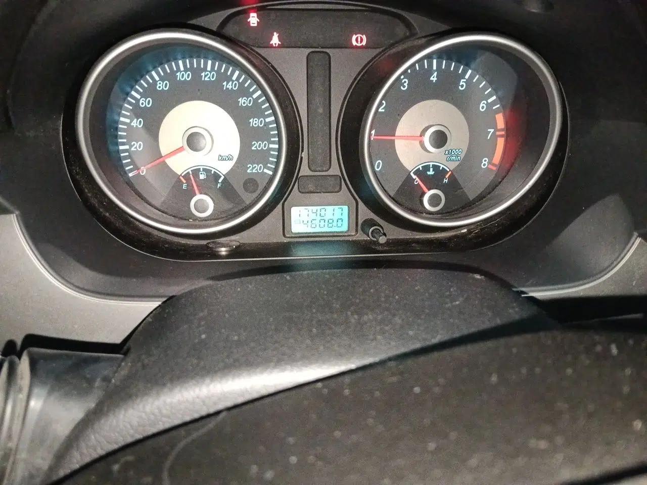 Buick Excelle 2011 1.6 LX-MT — миниатюра 12
