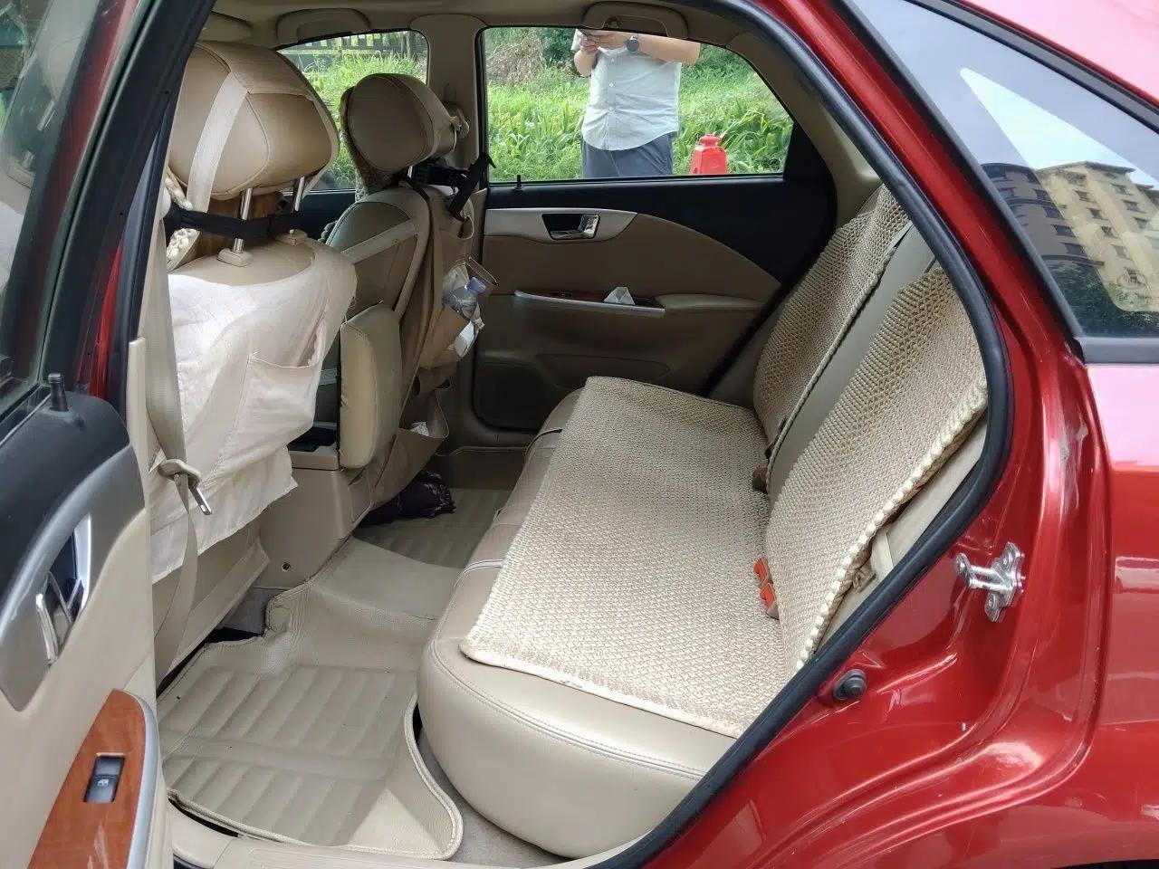 Buick Excelle 2015 1.5L Manual Luxury Model — миниатюра 17