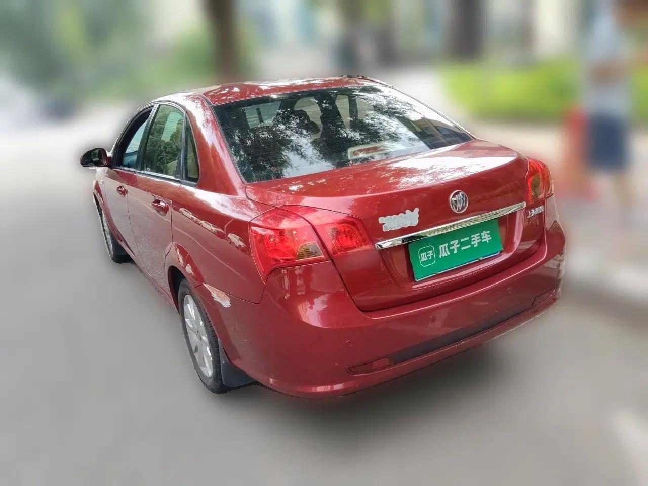 Buick Excelle 2015 1.5L Manual Luxury Model — миниатюра 4