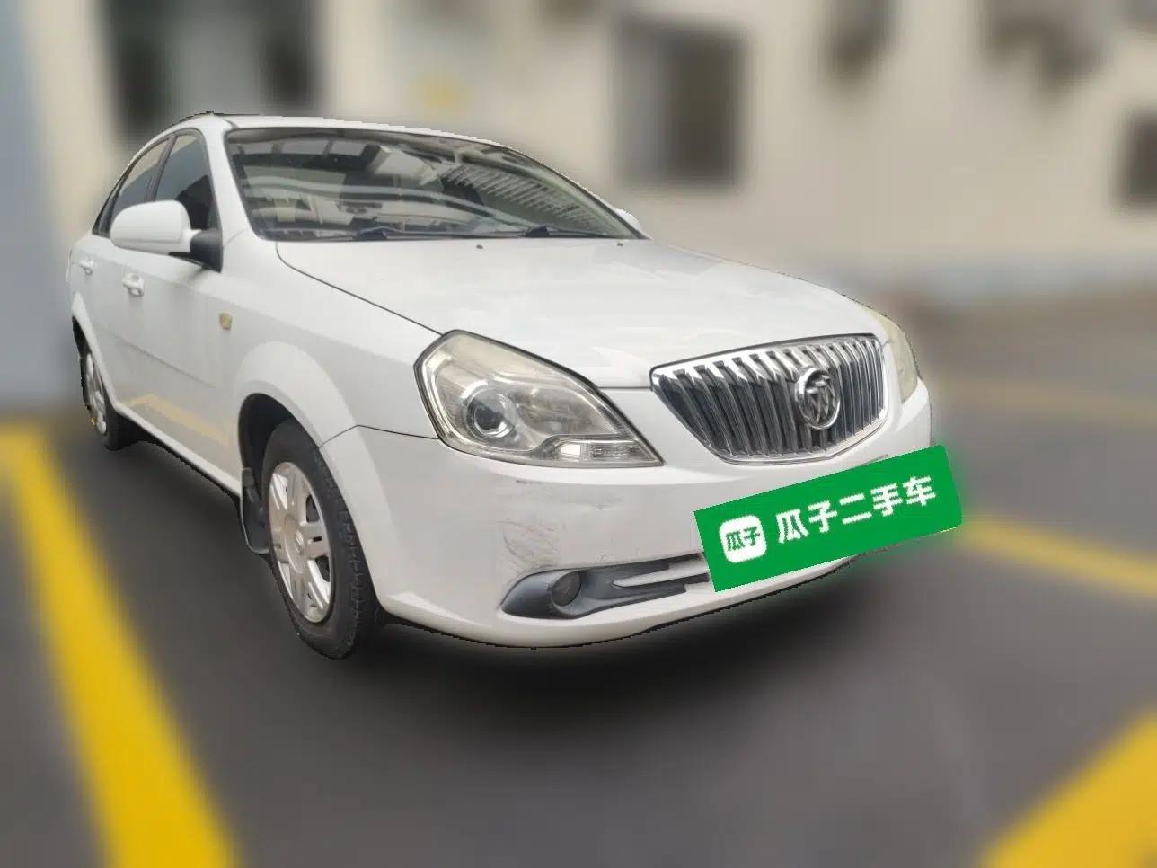 Buick Excelle 2013 1.5L Manual Classic Model — миниатюра 3