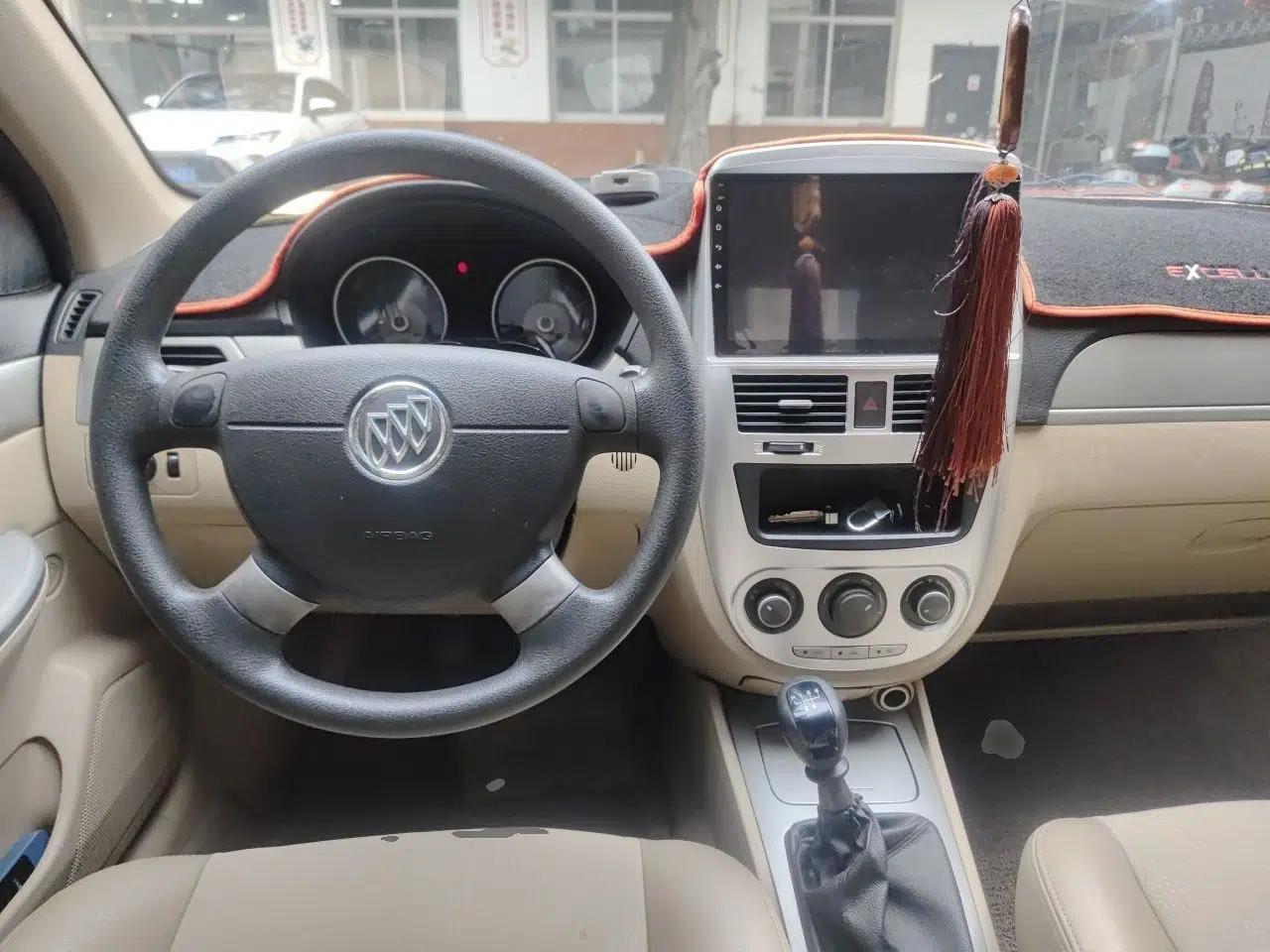 Buick Excelle 2013 1.5L Manual Classic Model — миниатюра 9