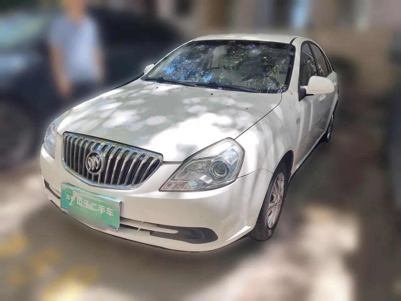 Buick Excelle 2015 1.5L Automatic Classic Model — миниатюра 1