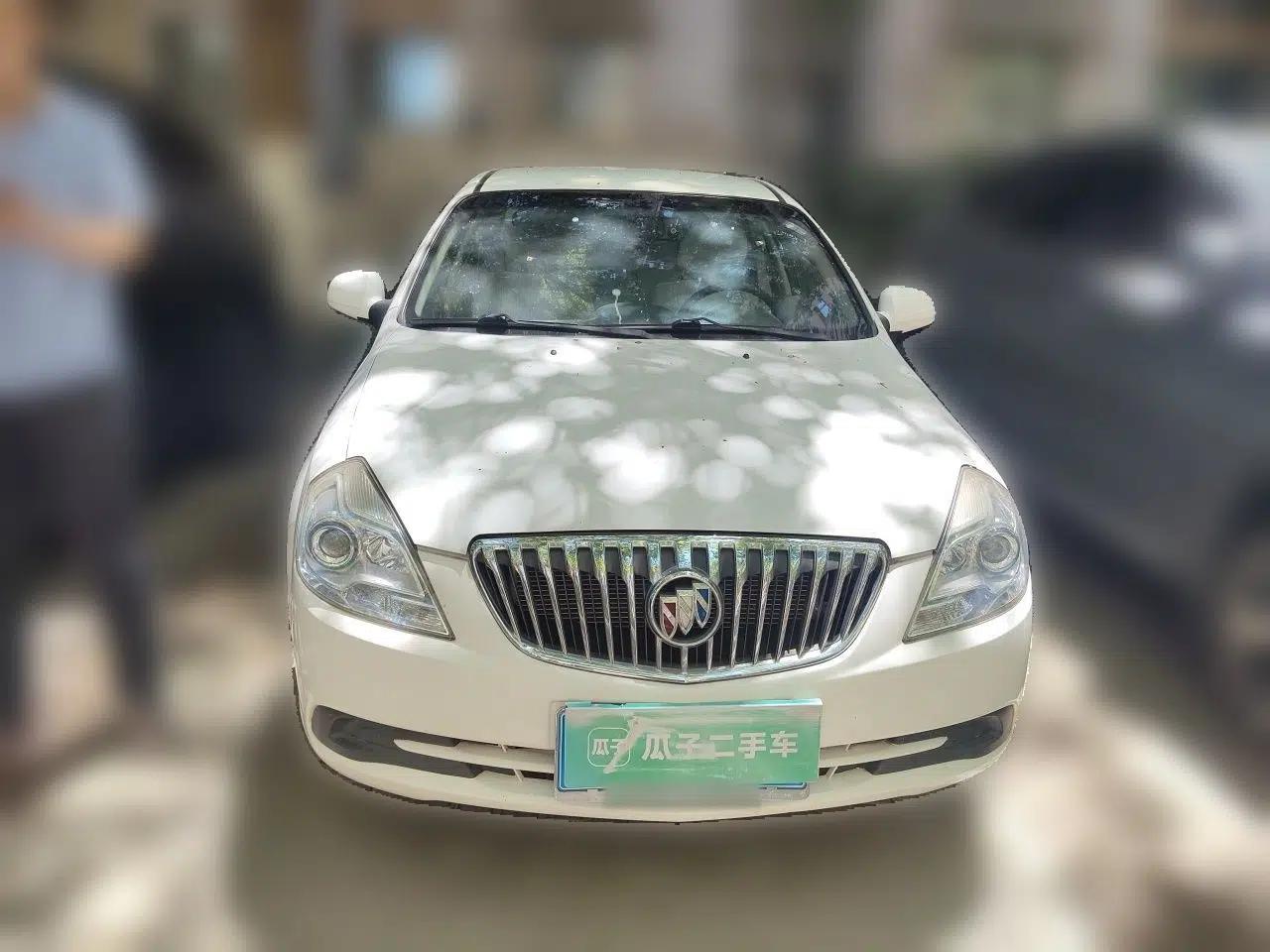 Buick Excelle 2015 1.5L Automatic Classic Model — миниатюра 2