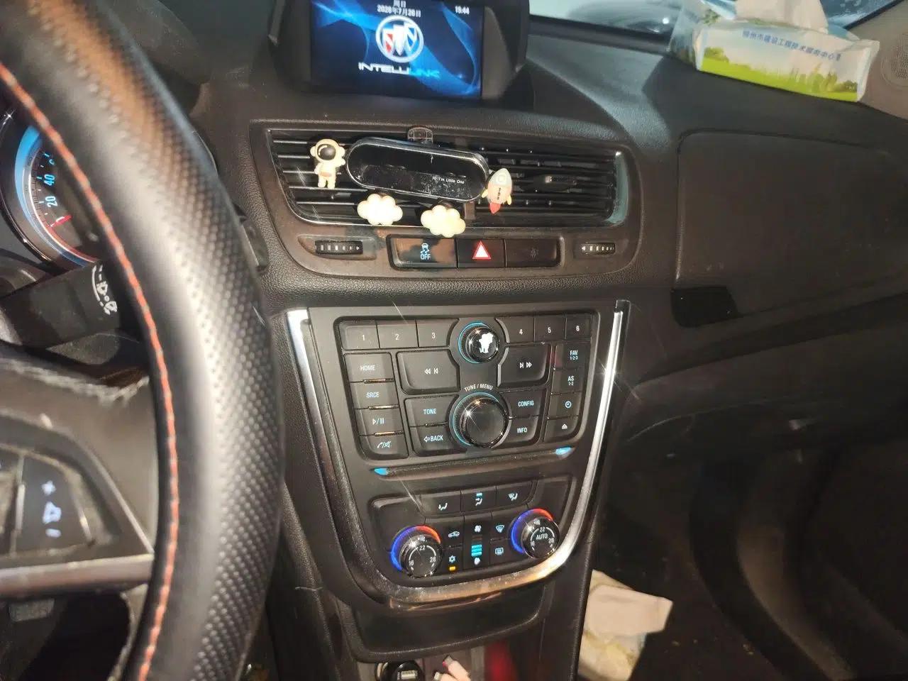 Buick Encore 2014 1.4T Manual Two-Wheel Drive Urban Sport Model — миниатюра 13