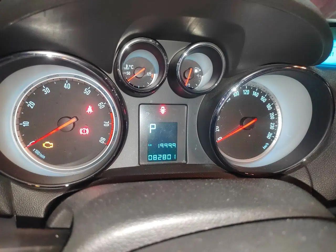 Buick Encore 2013 1.4T Automatic Two-Wheel Drive Elite Model — миниатюра 11
