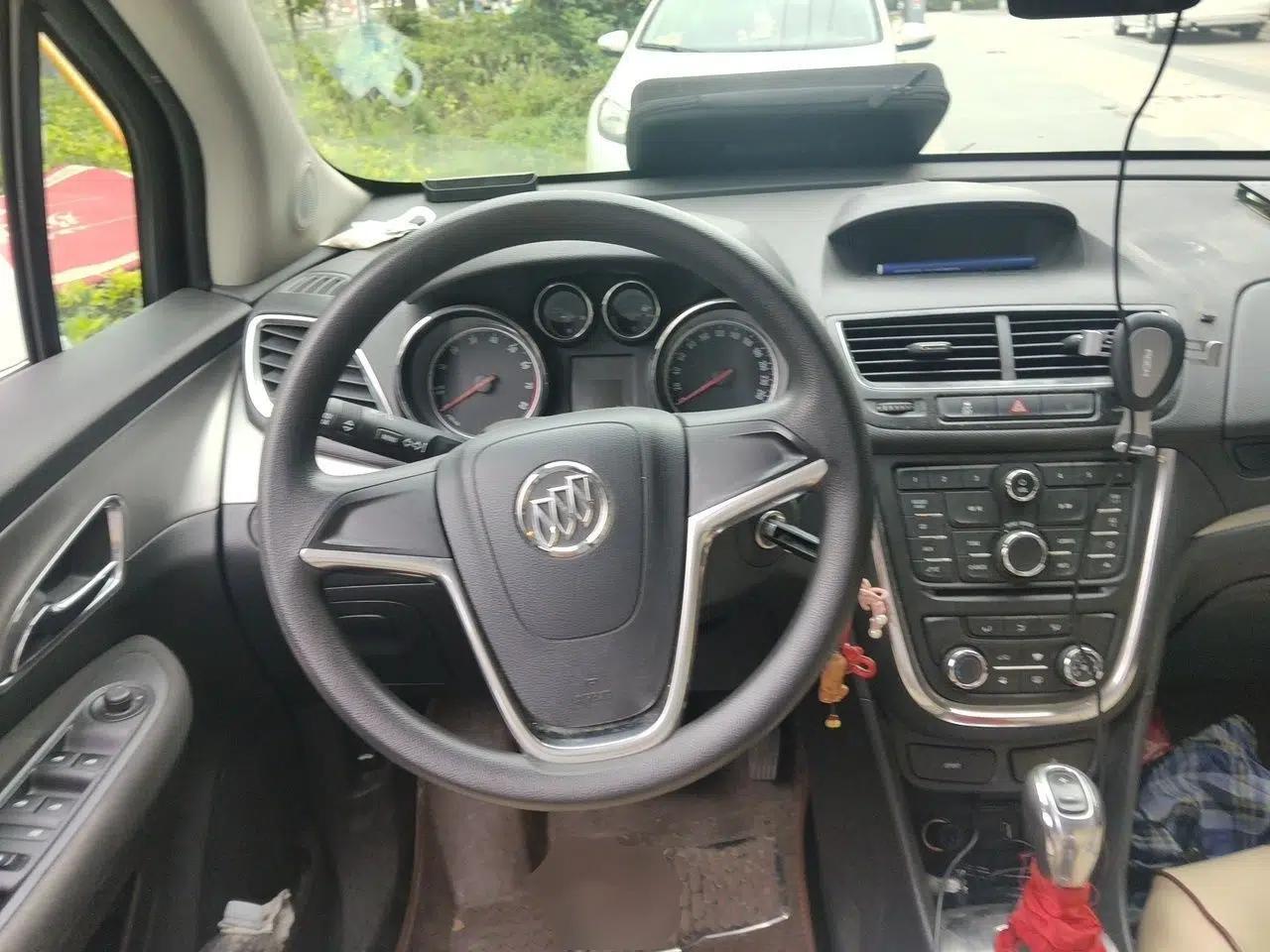 Buick Encore 2015 1.4T Automatic Two-Wheel Drive Urban Elite Version — миниатюра 9
