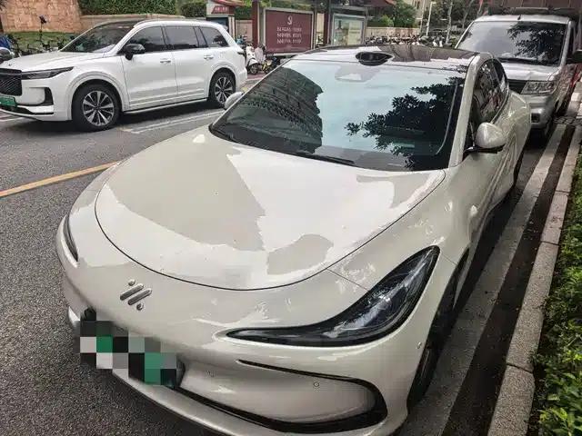 Zhiji L6 2024 Max Standard Edition