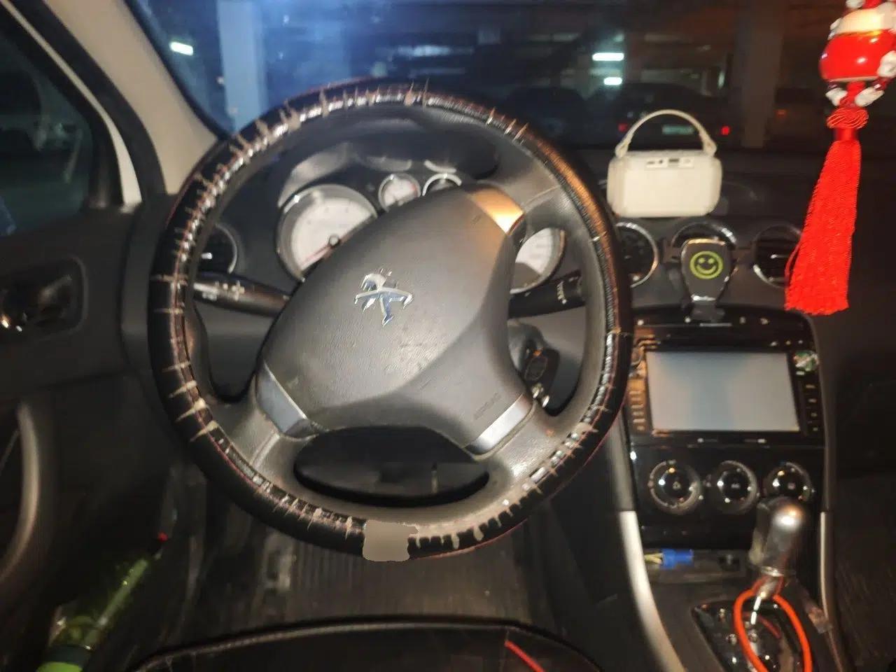 Peugeot 408 2013 1.6L Automatic Comfort Edition — миниатюра 10