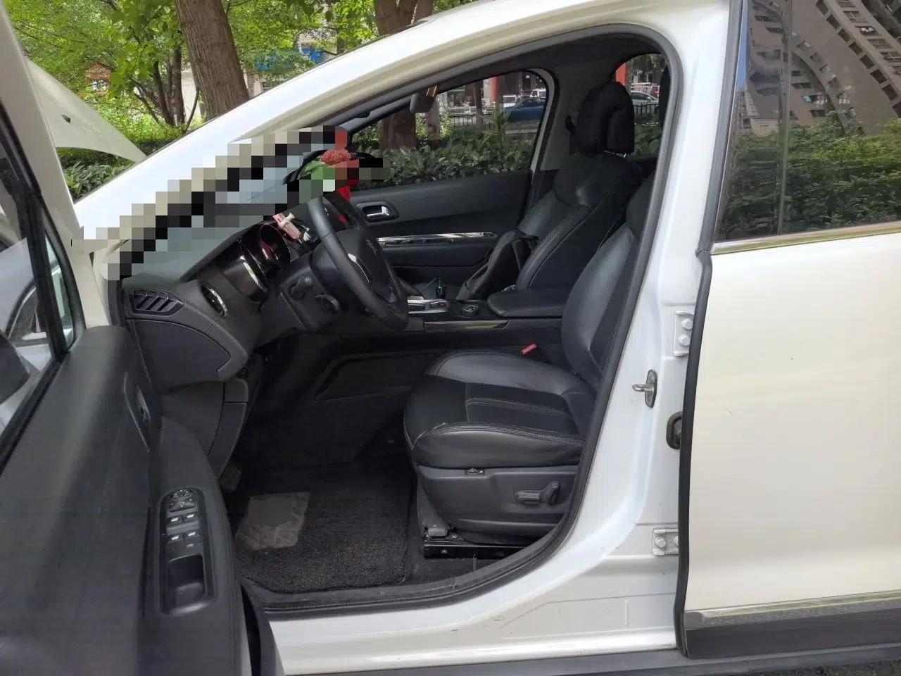 Peugeot 3008 2015 1.6THP Automatic Prestige Edition — миниатюра 15