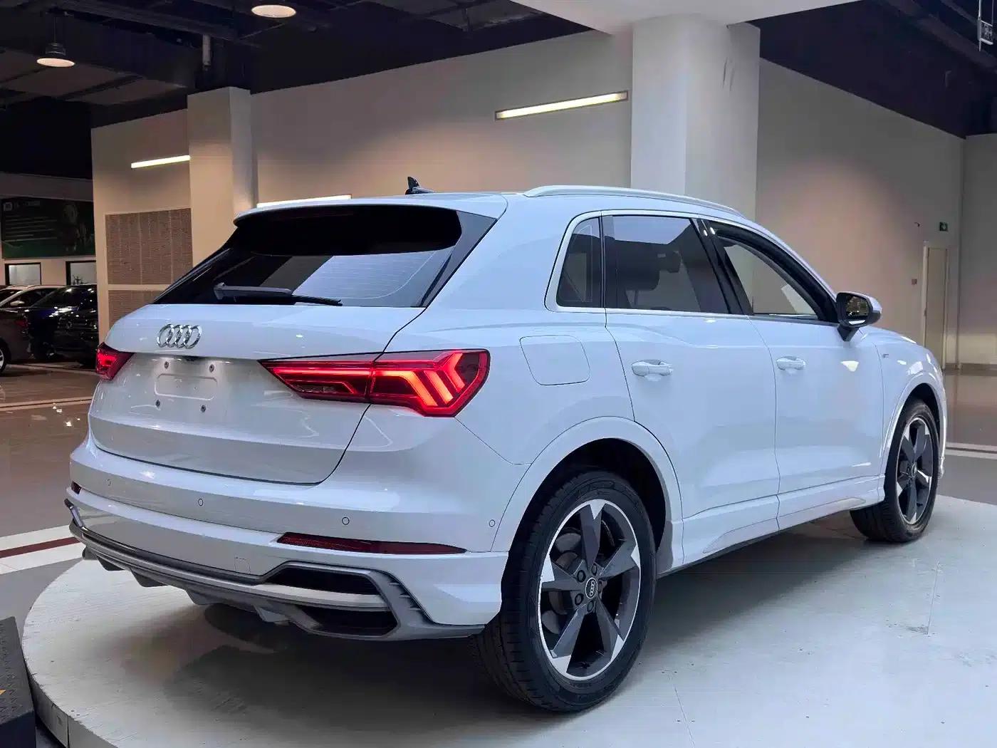 Audi Q3 2022 35 TFSI Fashion Dynamic Edition — миниатюра 6