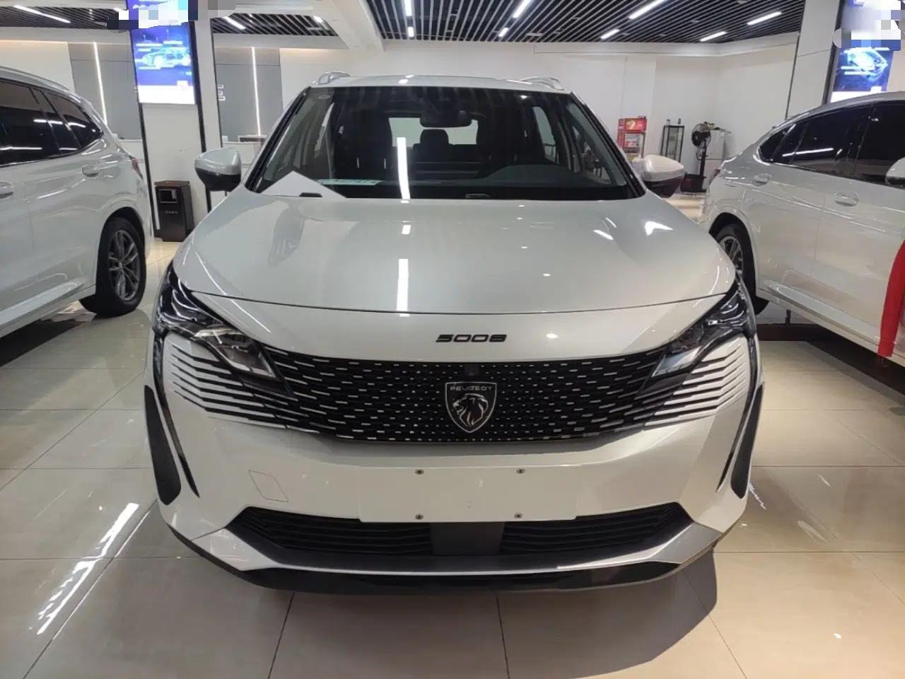 Peugeot 5008 2023 400THP Passionate Full-Seat Edition 7 Seats — миниатюра 2