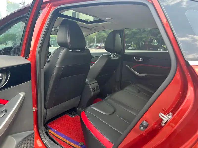 Venucia D60 2018 1.6L CVT Intelligent Elite Edition — миниатюра 16