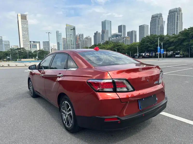 Venucia D60 2018 1.6L CVT Intelligent Elite Edition — миниатюра 4