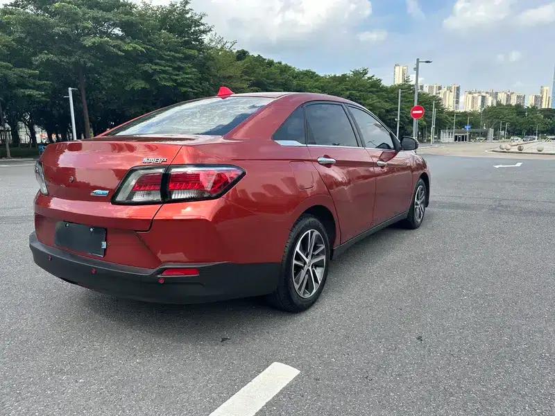 Venucia D60 2018 1.6L CVT Intelligent Elite Edition — миниатюра 6